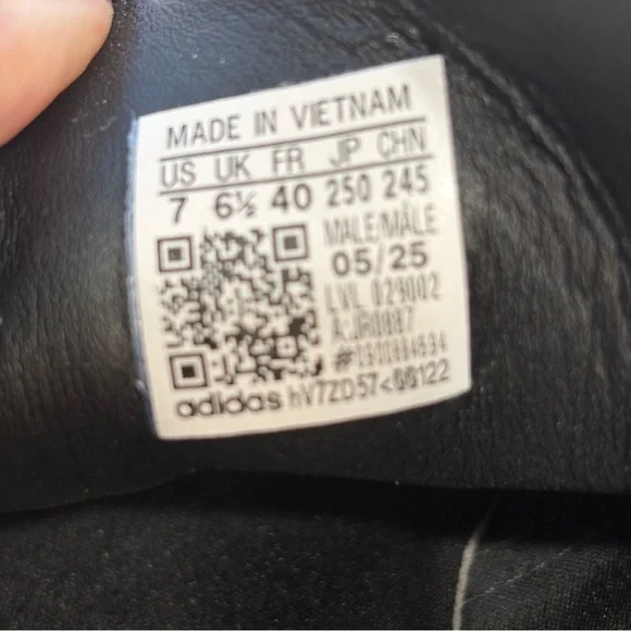 Adidas Men's Black Gazelle Suede Sneakers Size 7 - Picture 12 of 12